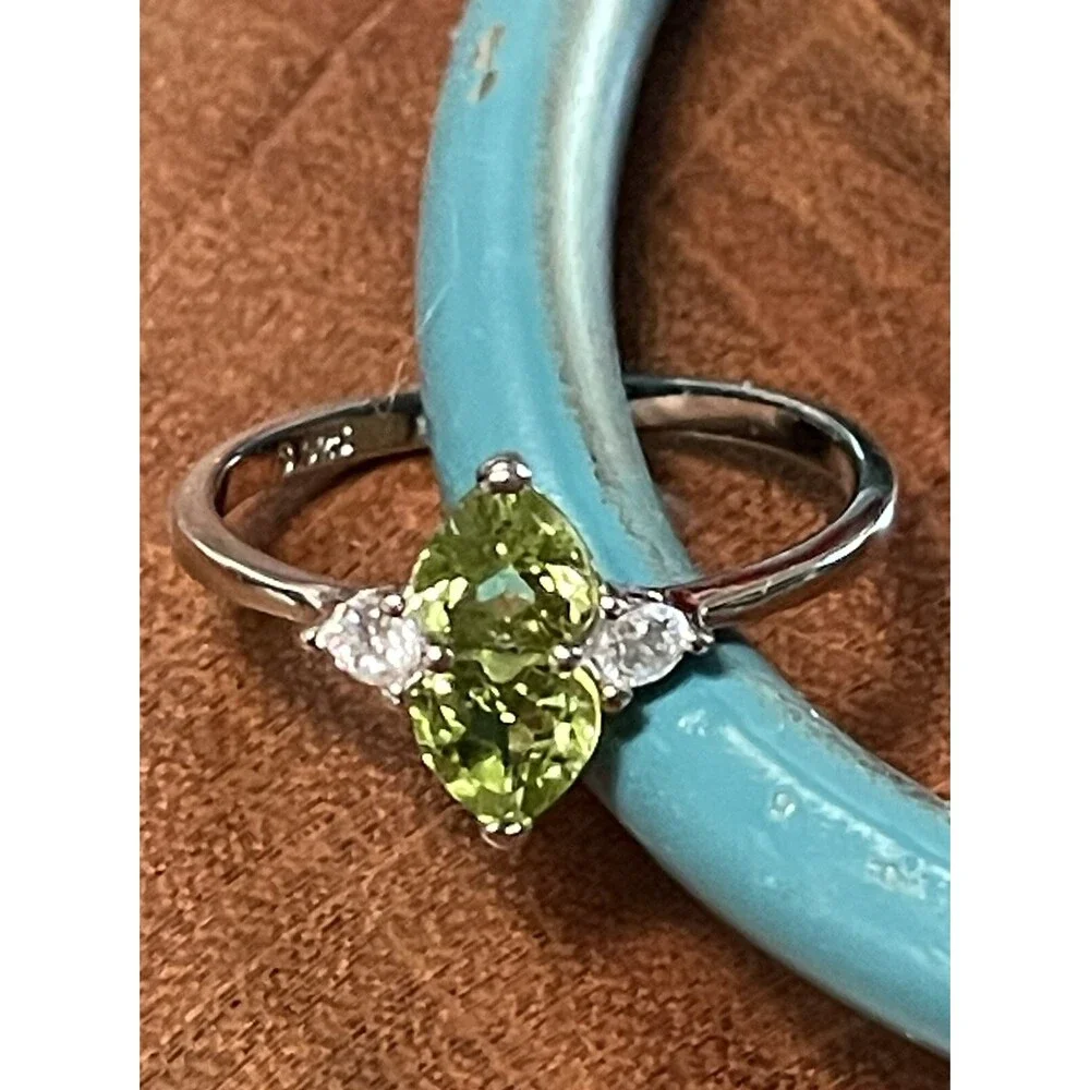 Genuine Natural Peridot Ring Set in 925 Sterling Silver